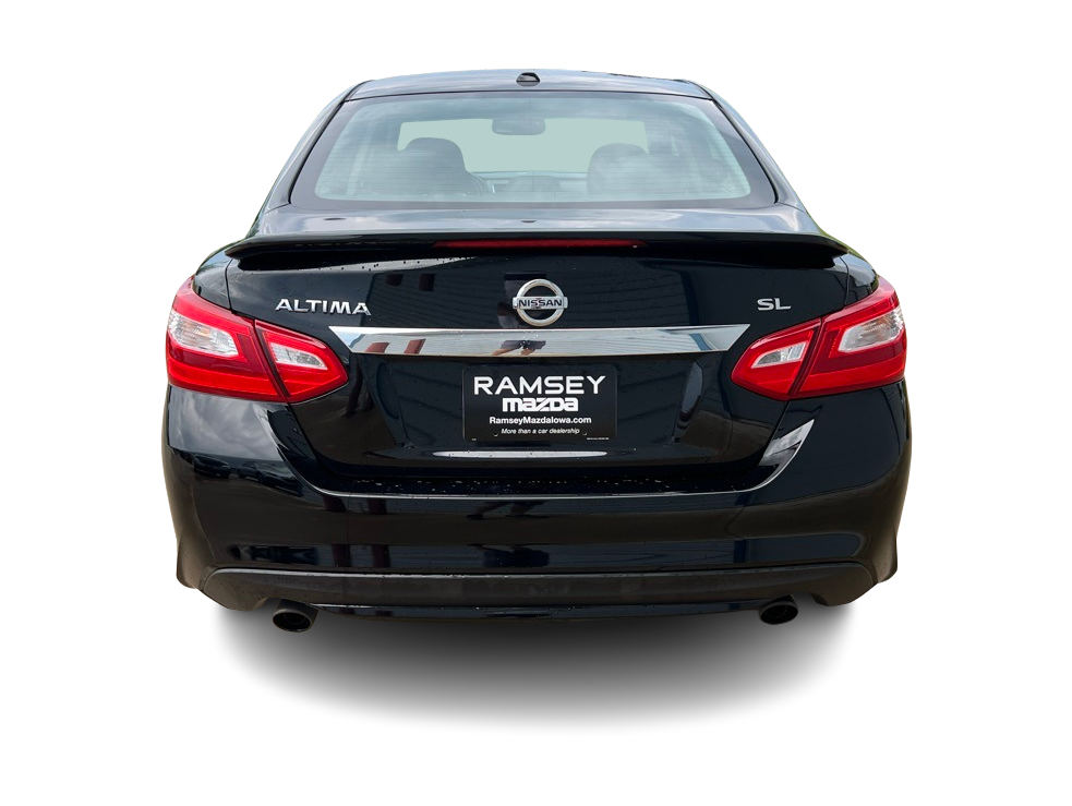 Thumbnail: 2016 Nissan Altima - 5