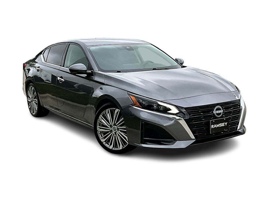 Thumbnail: 2023 Nissan Altima - 22