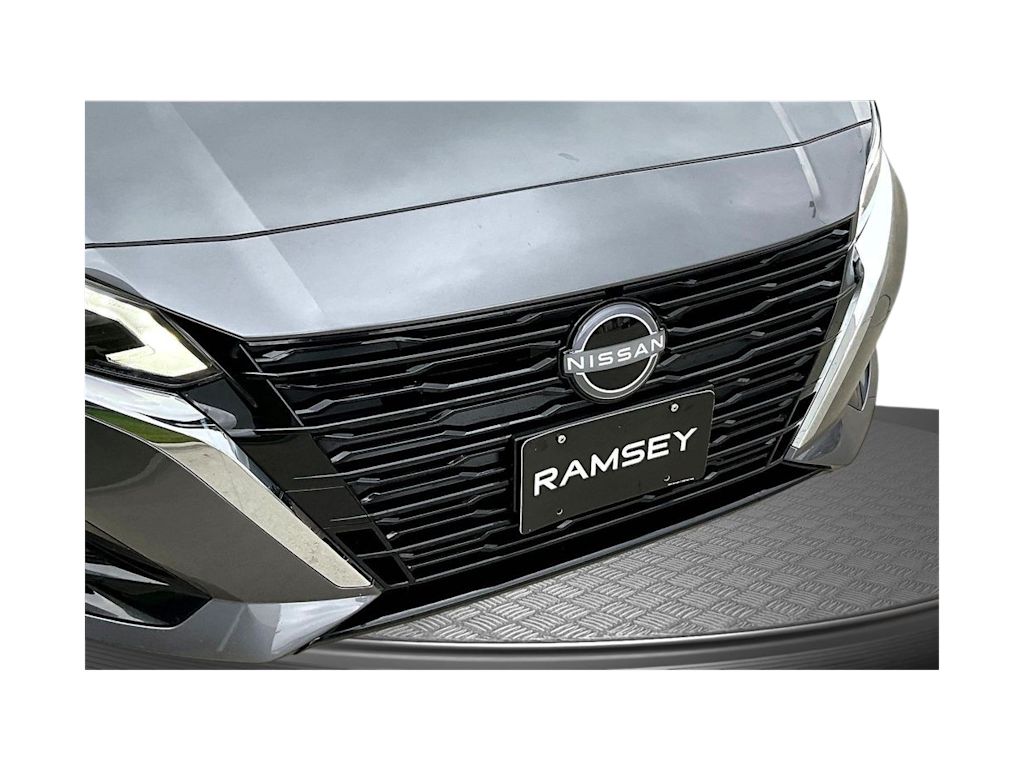 Thumbnail: 2023 Nissan Altima - 33