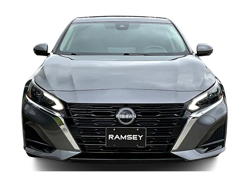 Thumbnail: 2023 Nissan Altima - 5