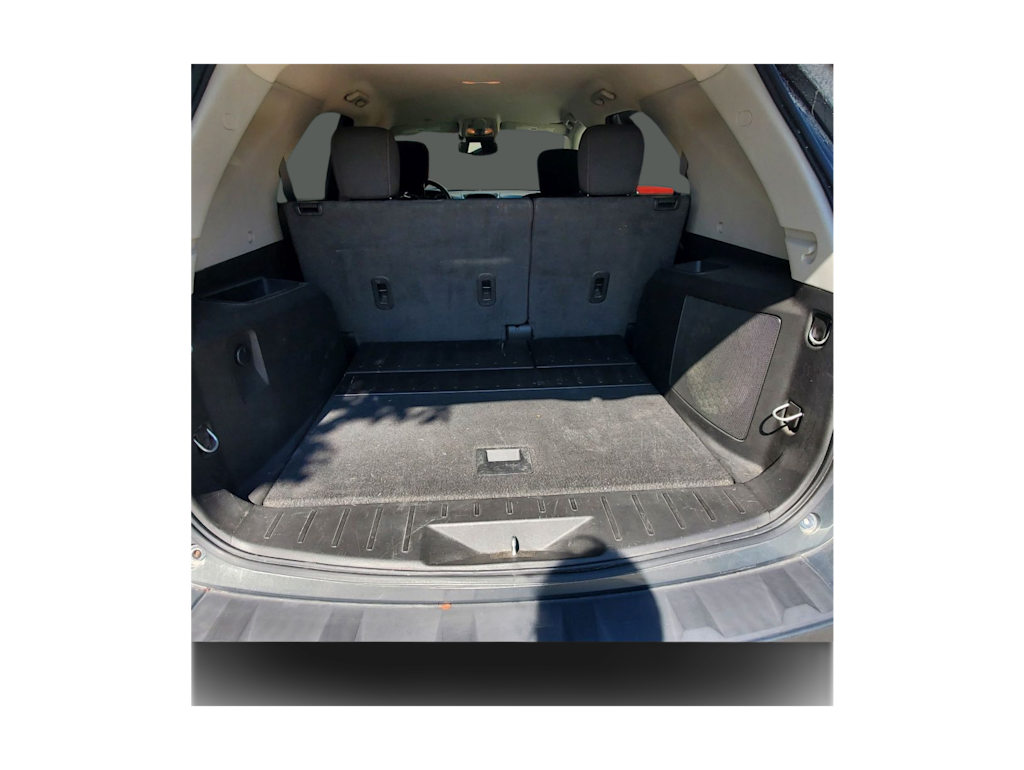 Thumbnail: 2013 Chevrolet Equinox - 6