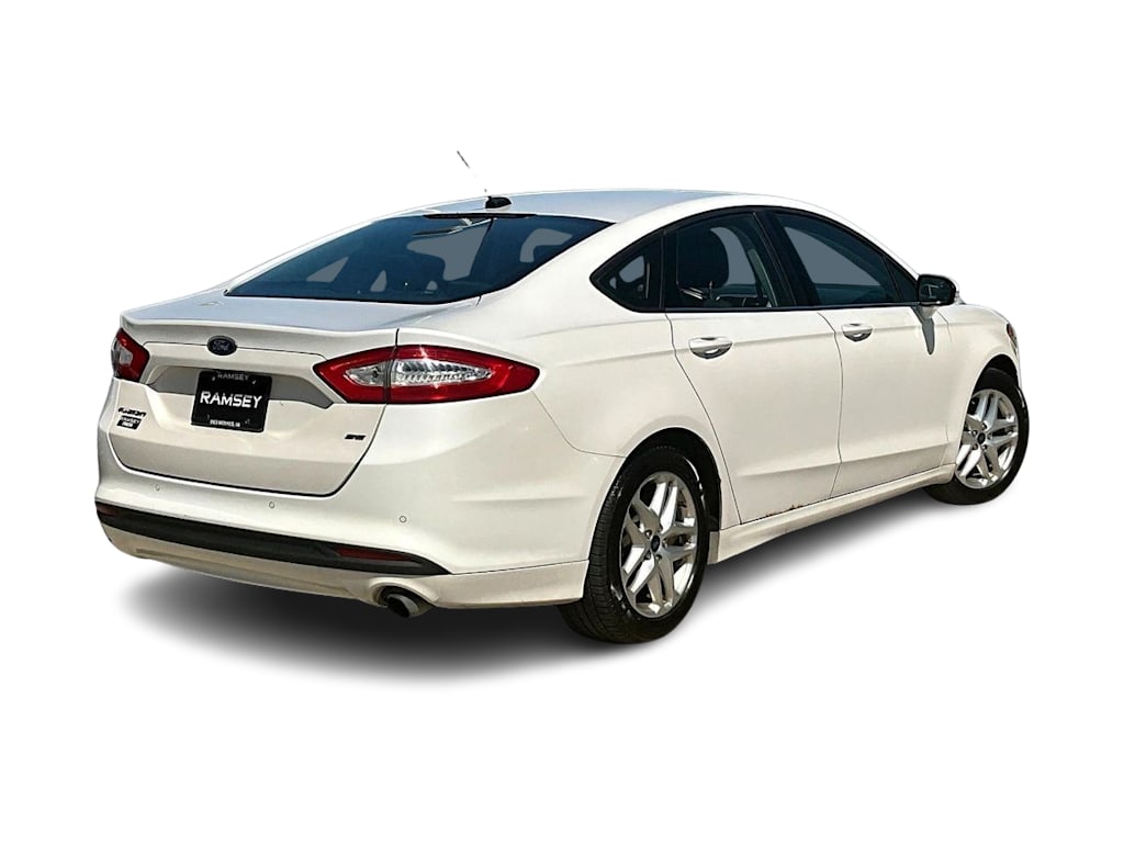 Thumbnail: 2013 Ford Fusion - 19