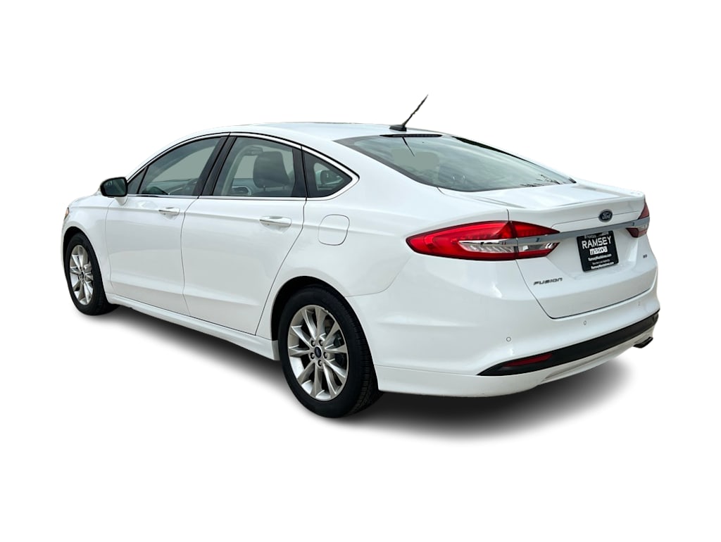 Thumbnail: 2017 Ford Fusion - 4