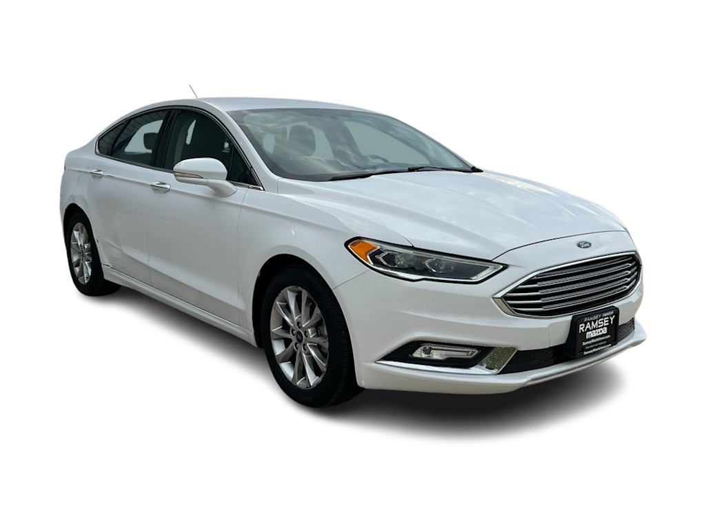 Thumbnail: 2017 Ford Fusion - 20