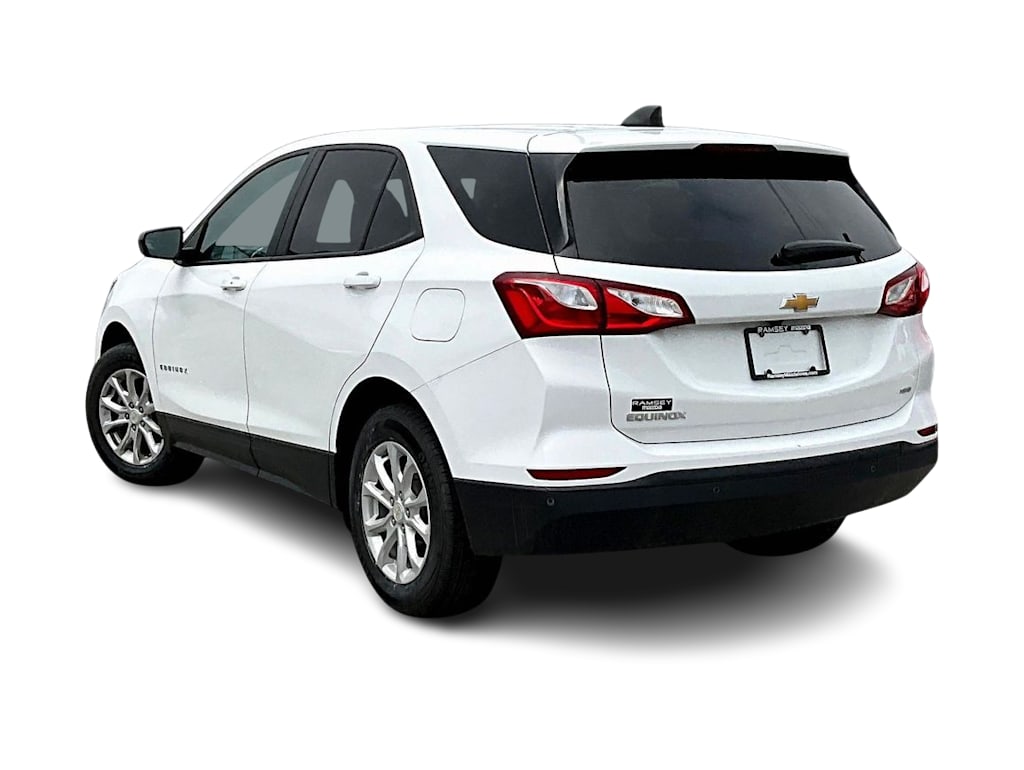 Thumbnail: 2021 Chevrolet Equinox - 3