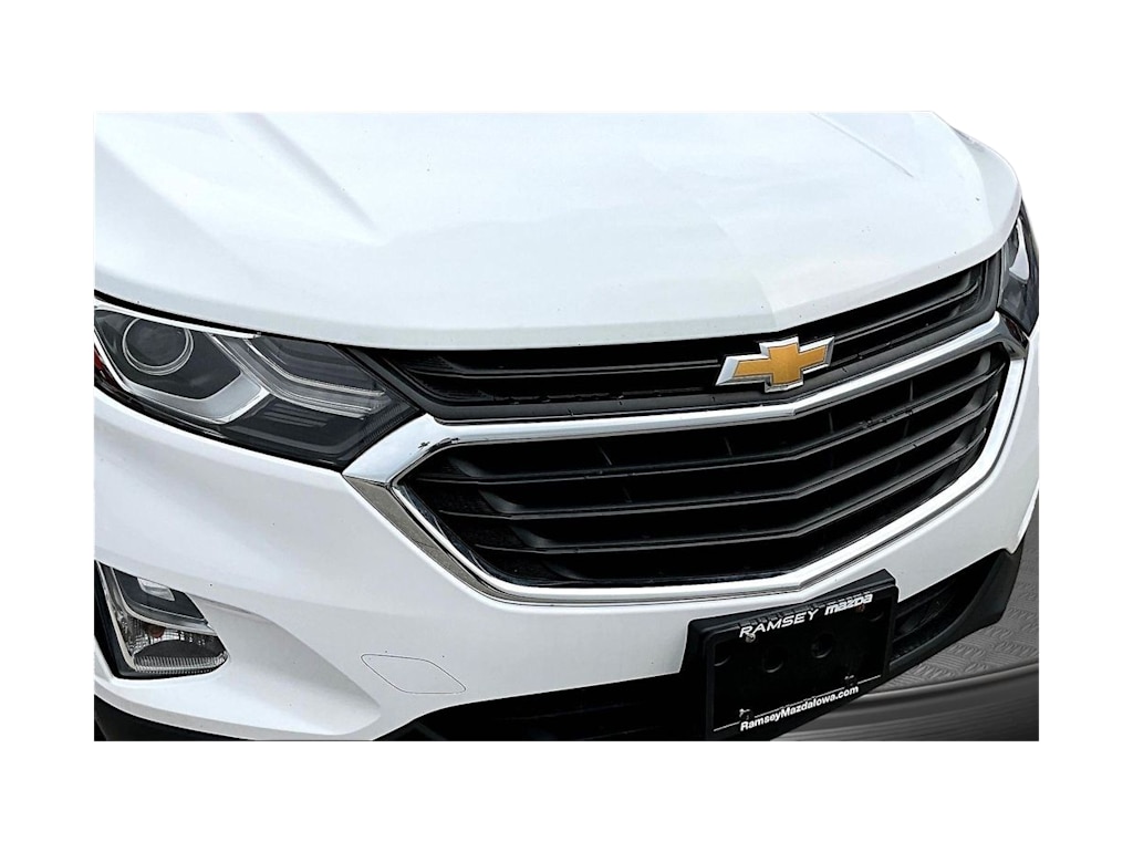 Thumbnail: 2021 Chevrolet Equinox - 32