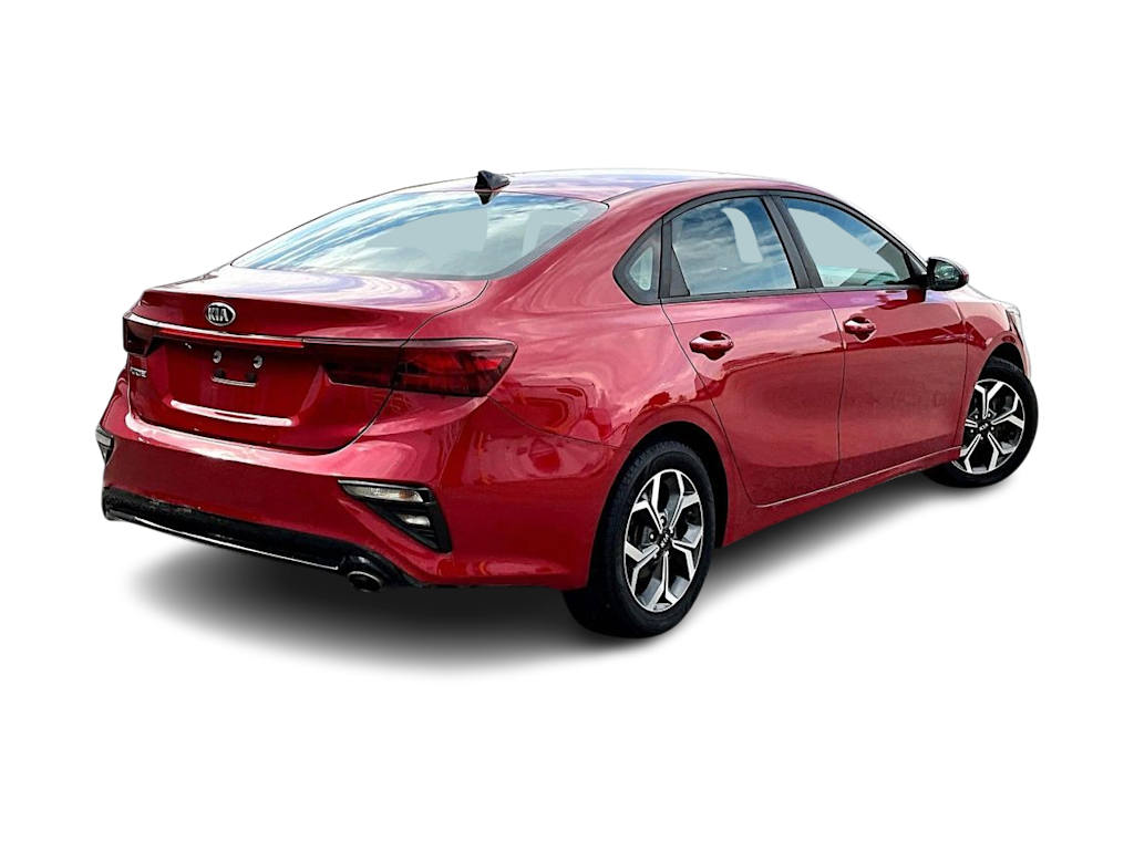 Thumbnail: 2019 Kia Forte - 18