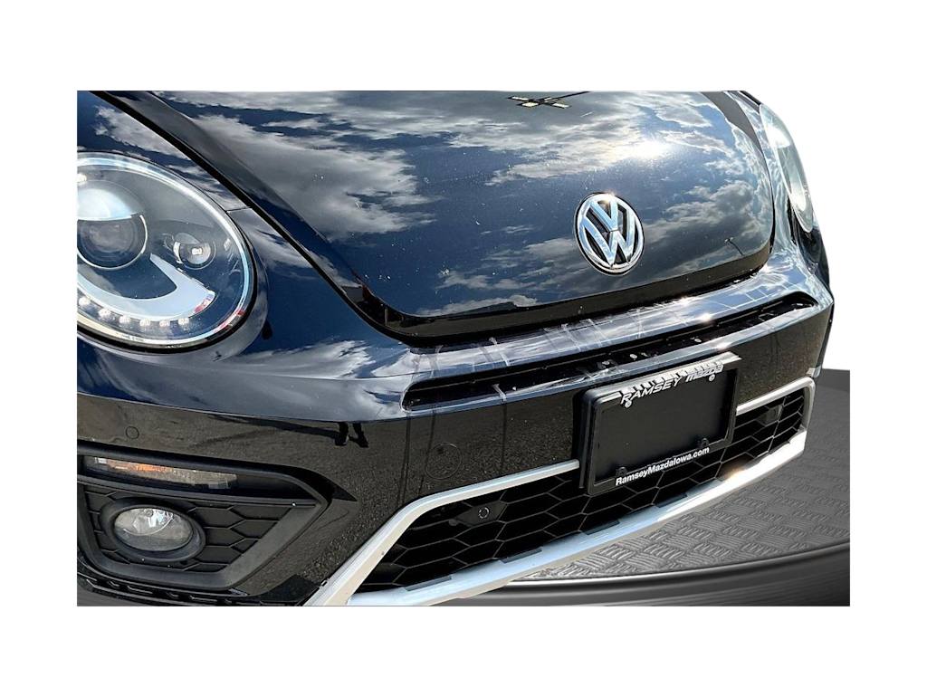 Thumbnail: 2016 Volkswagen Beetle - 32