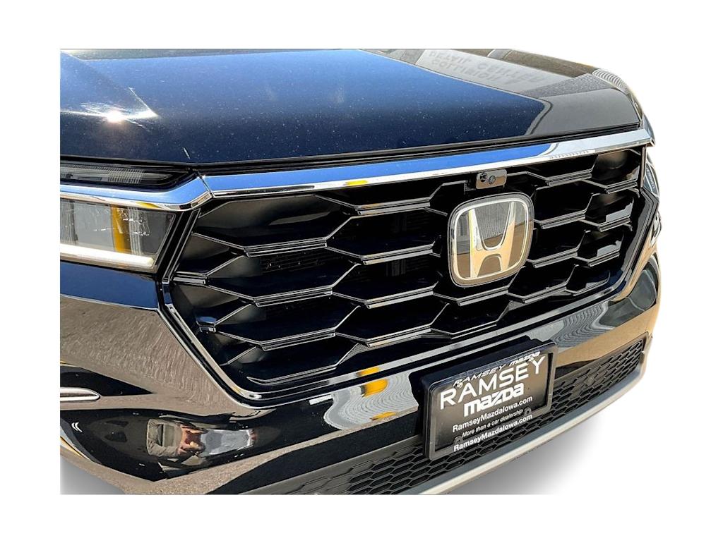 Thumbnail: 2023 Honda Pilot - 33
