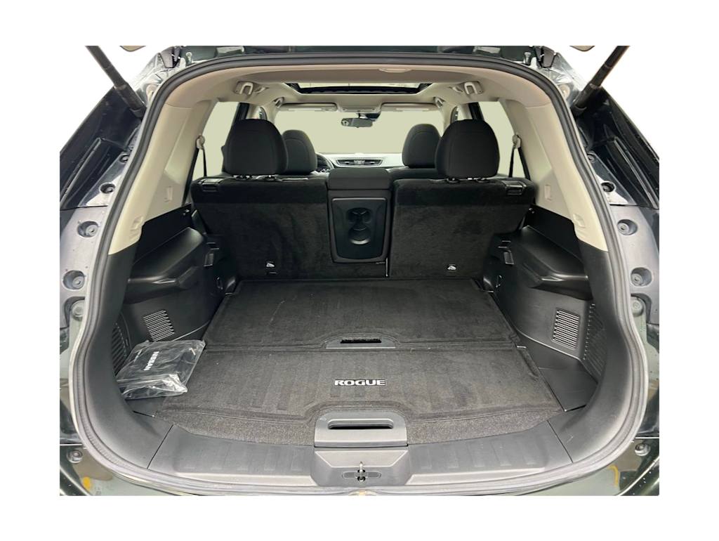 Thumbnail: 2019 Nissan Rogue - 16