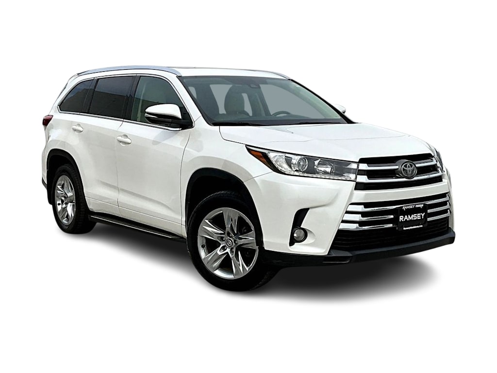 Thumbnail: 2018 Toyota Highlander - 21