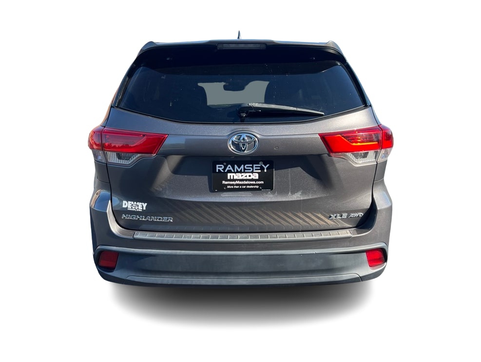 Thumbnail: 2018 Toyota Highlander - 4