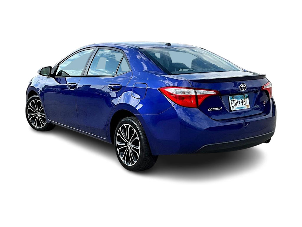 Thumbnail: 2015 Toyota Corolla - 3