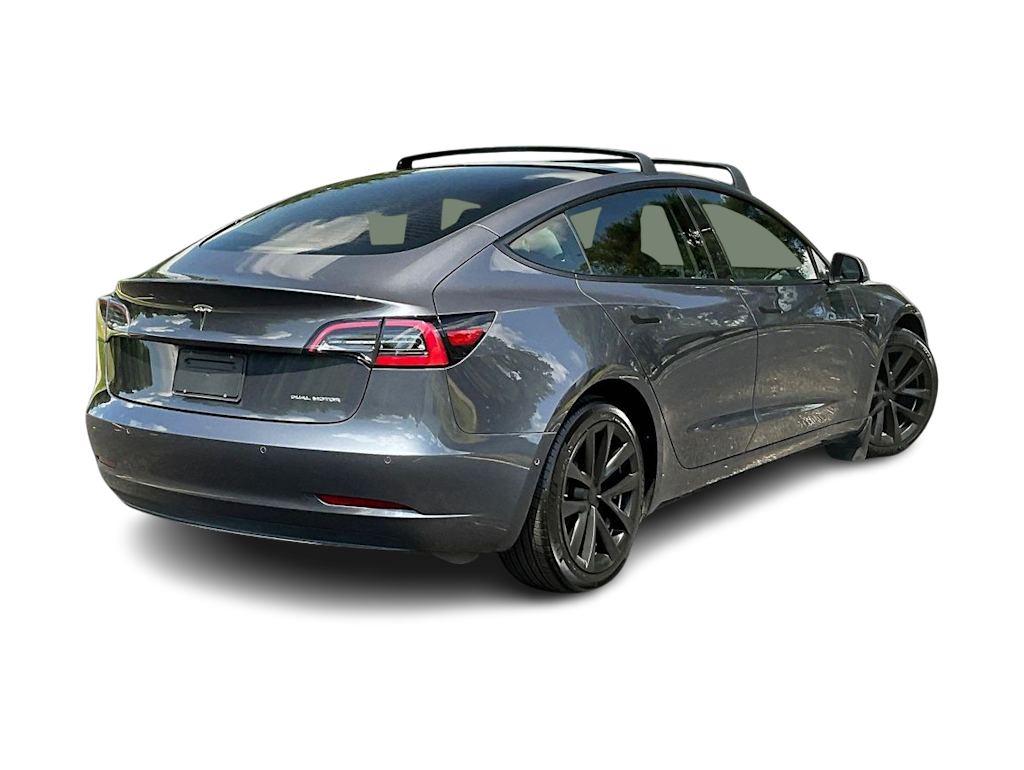 Thumbnail: 2022 Tesla Model 3 - 17