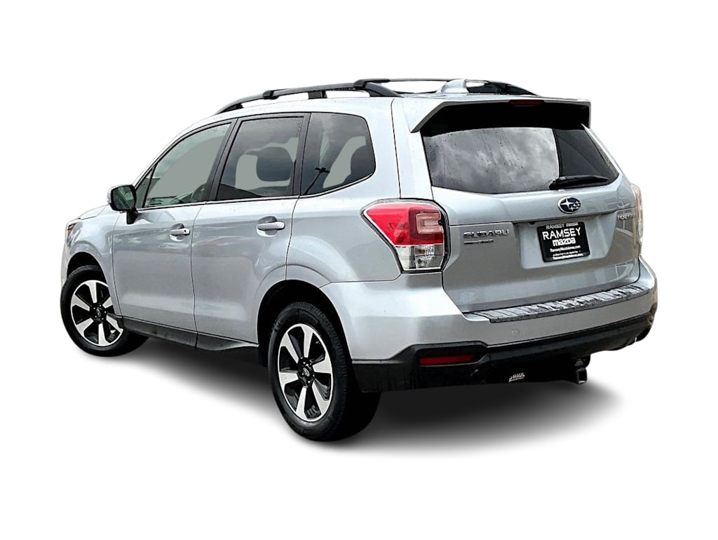 Thumbnail: 2018 Subaru Forester - 3