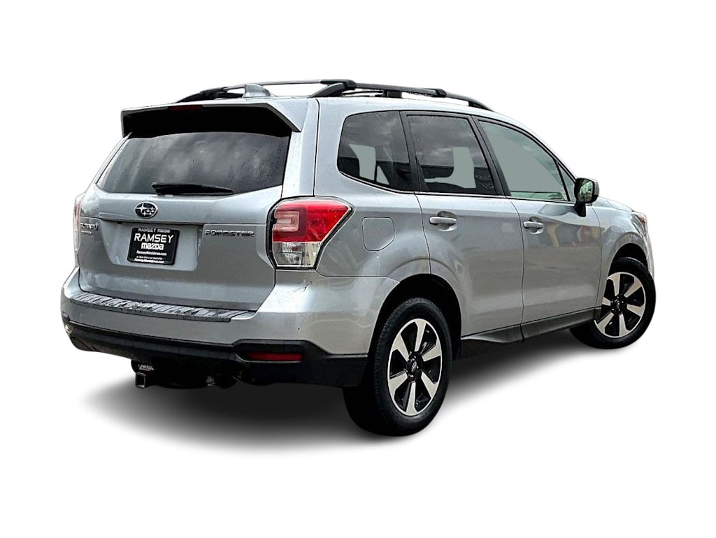 Thumbnail: 2018 Subaru Forester - 21
