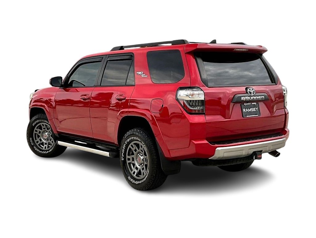 Thumbnail: 2020 Toyota 4Runner - 3