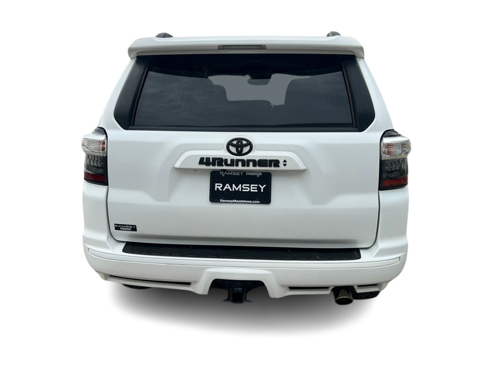 Thumbnail: 2022 Toyota 4Runner - 5