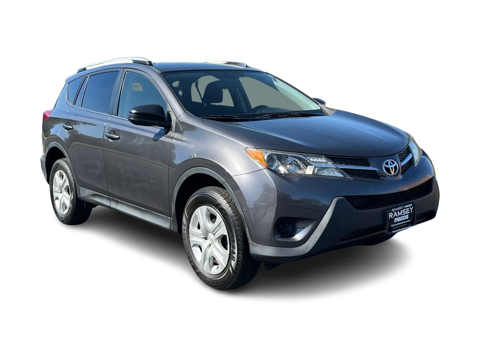 Thumbnail: 2015 Toyota RAV4 - 22