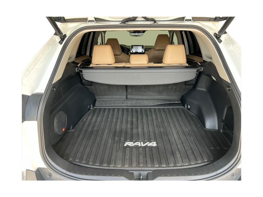 Thumbnail: 2020 Toyota RAV4 - 37