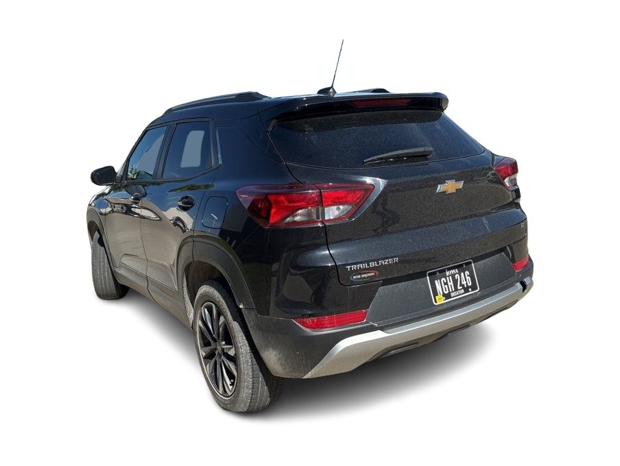 Thumbnail: 2023 Chevrolet TrailBlazer - 3