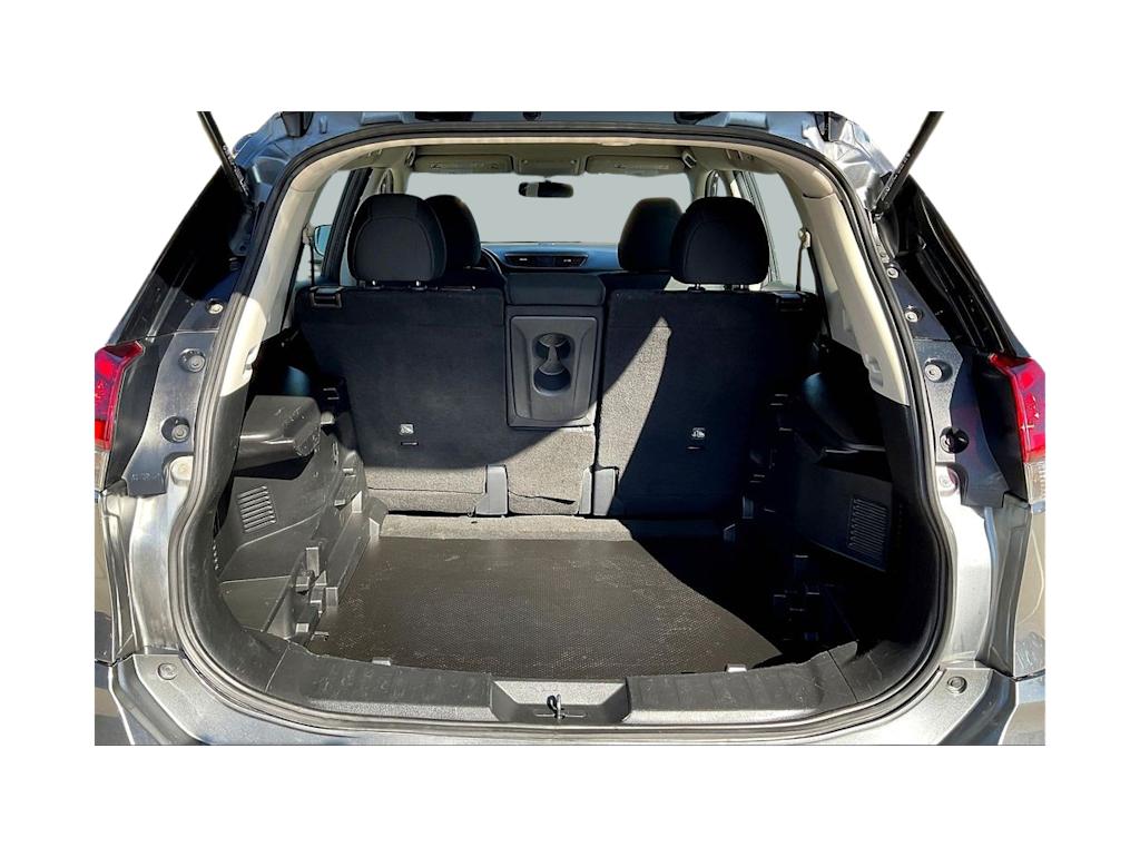 Thumbnail: 2018 Nissan Rogue - 18