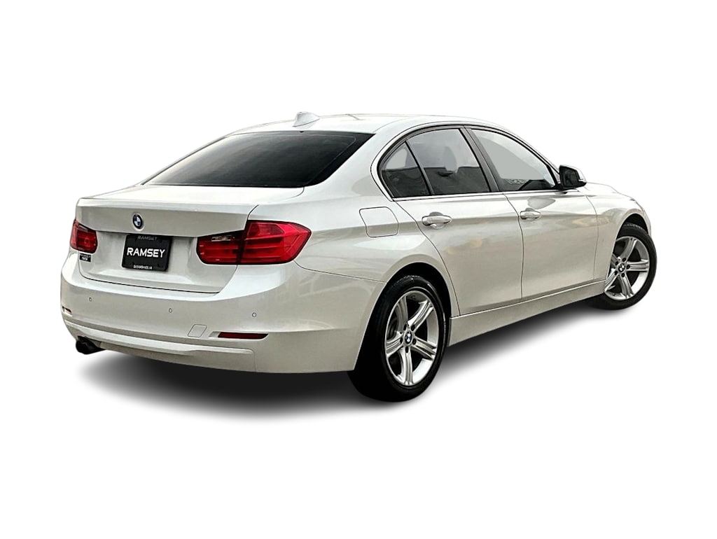 Thumbnail: 2015 BMW 3 Series - 19