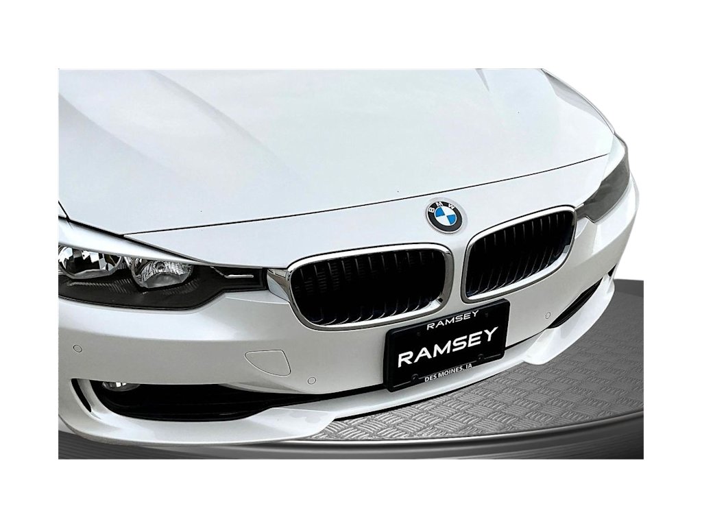 Thumbnail: 2015 BMW 3 Series - 32