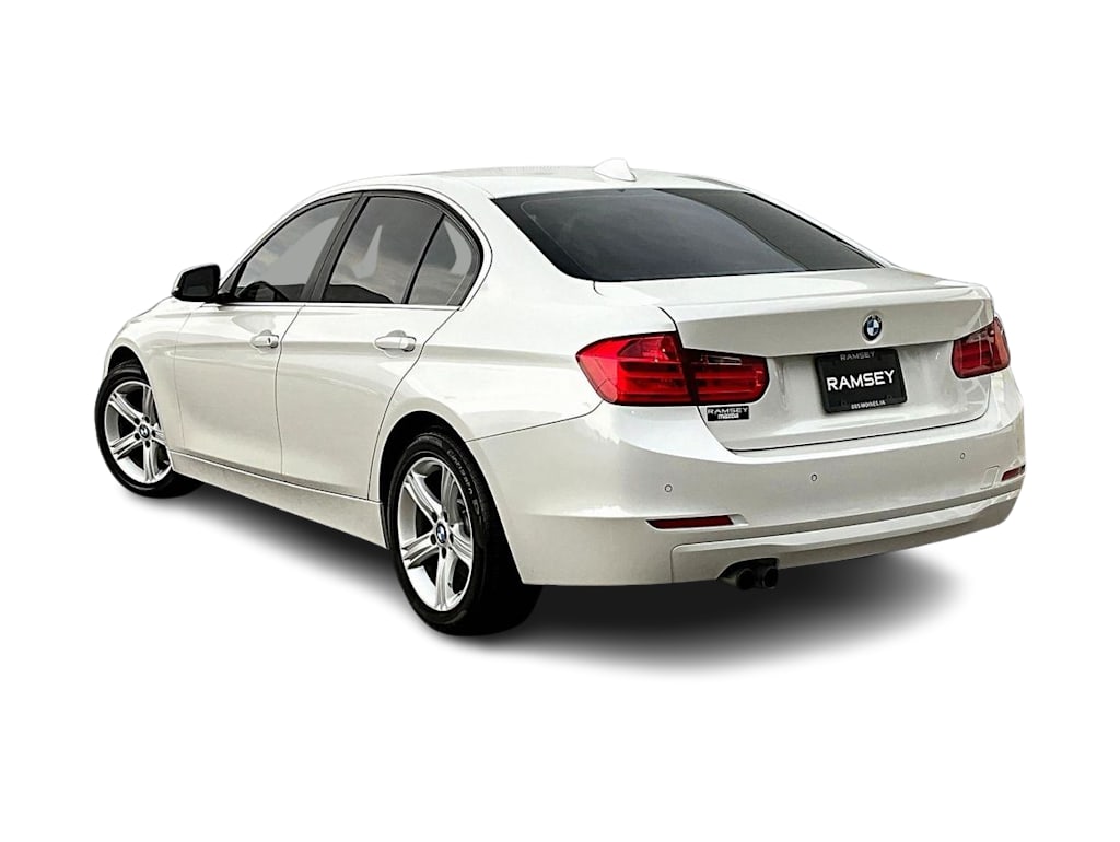 Thumbnail: 2015 BMW 3 Series - 3