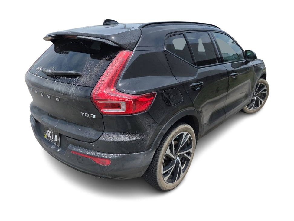 Thumbnail: 2021 Volvo XC40 - 12