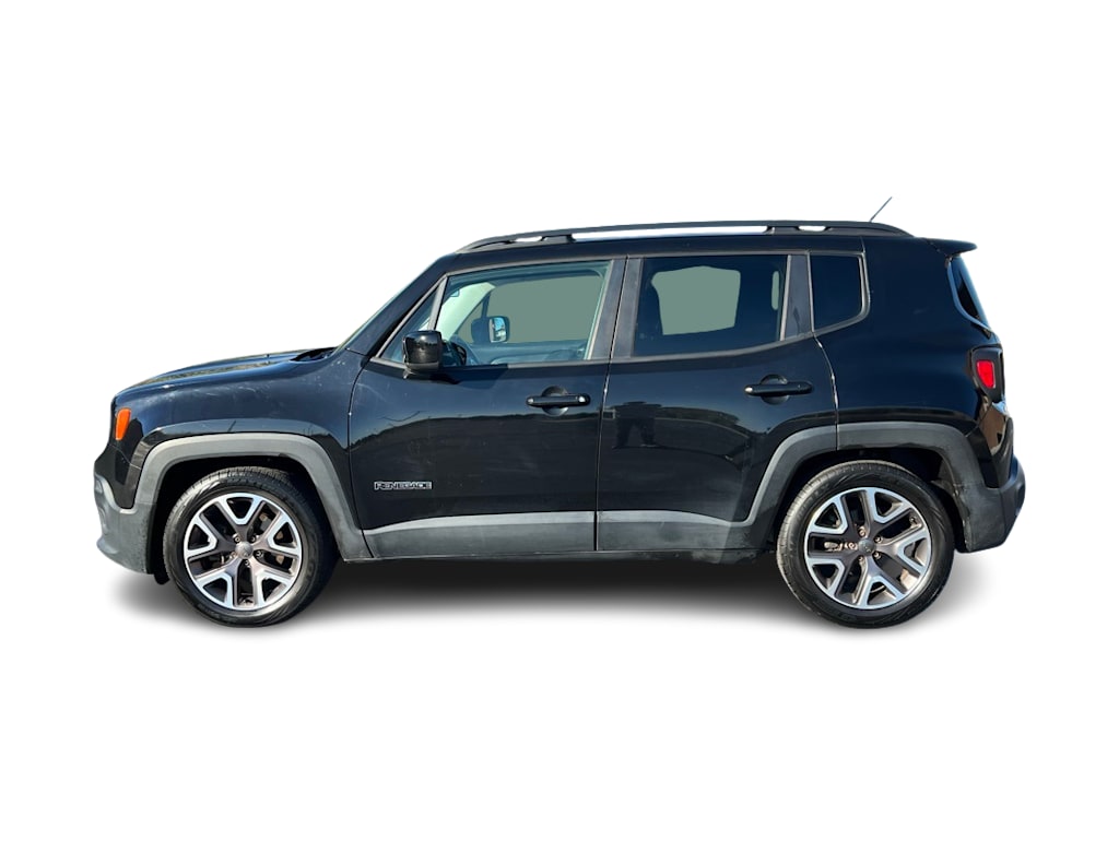 Thumbnail: 2015 Jeep Renegade - 3
