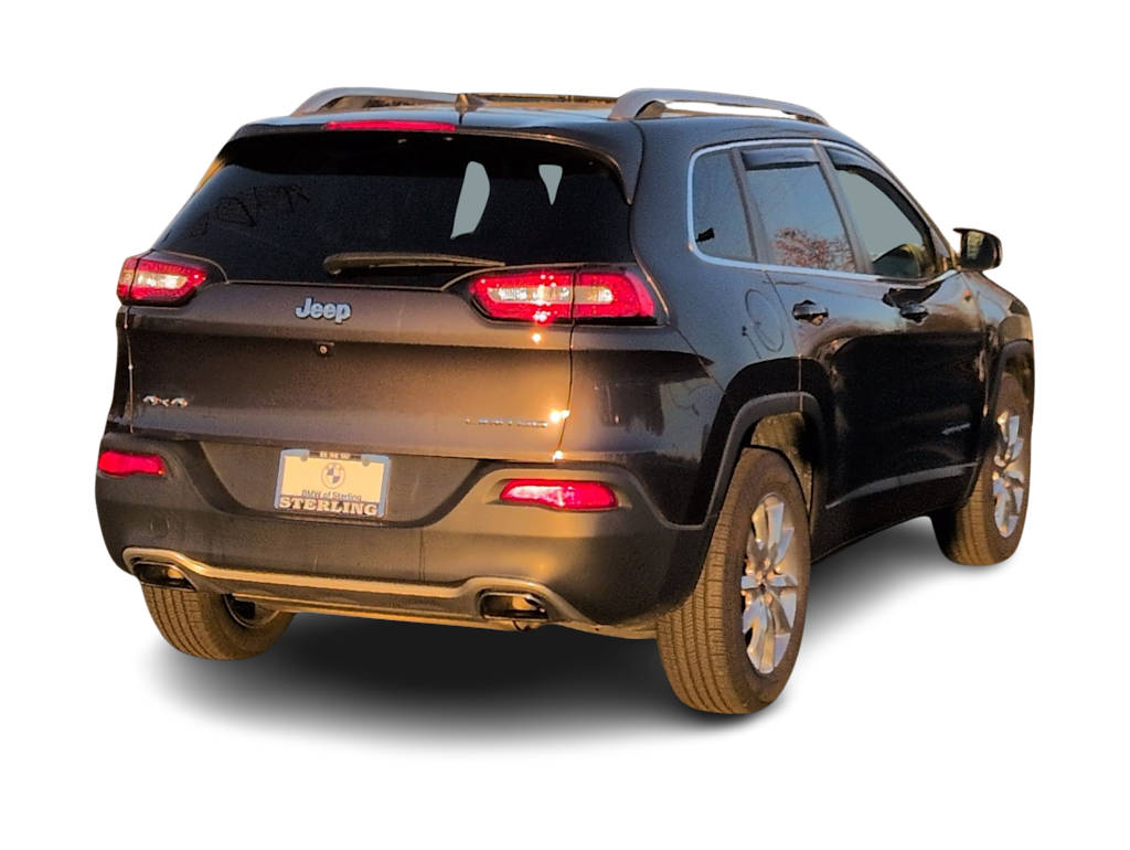 Thumbnail: 2016 Jeep Cherokee - 23