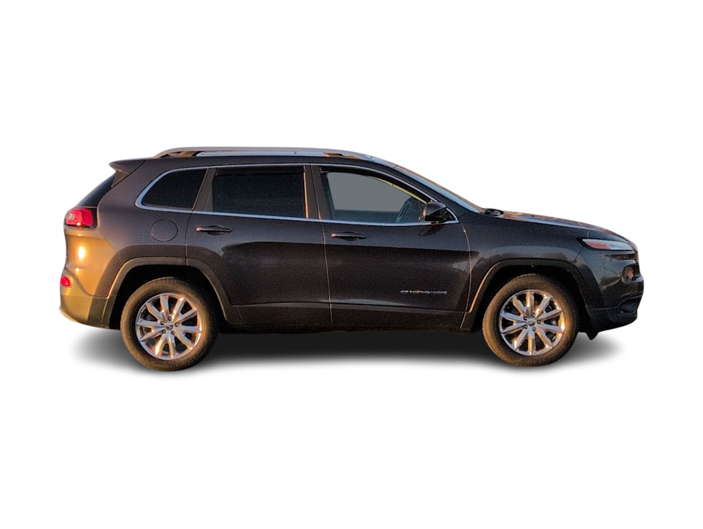 Thumbnail: 2016 Jeep Cherokee - 24