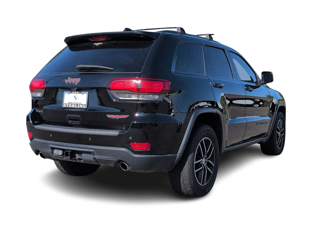 Thumbnail: 2017 Jeep Grand Cherokee - 22