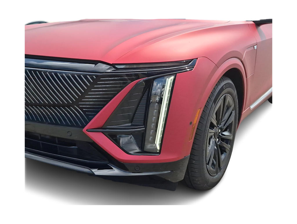 Thumbnail: 2024 Cadillac Lyriq - 24