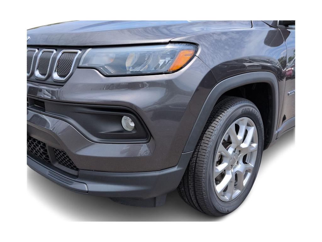 Thumbnail: 2022 Jeep Compass - 25