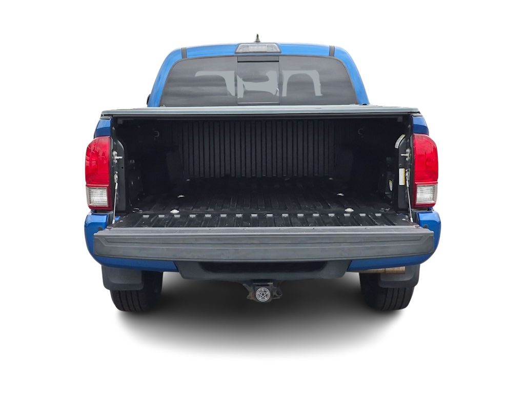 Thumbnail: 2017 Toyota Tacoma - 18