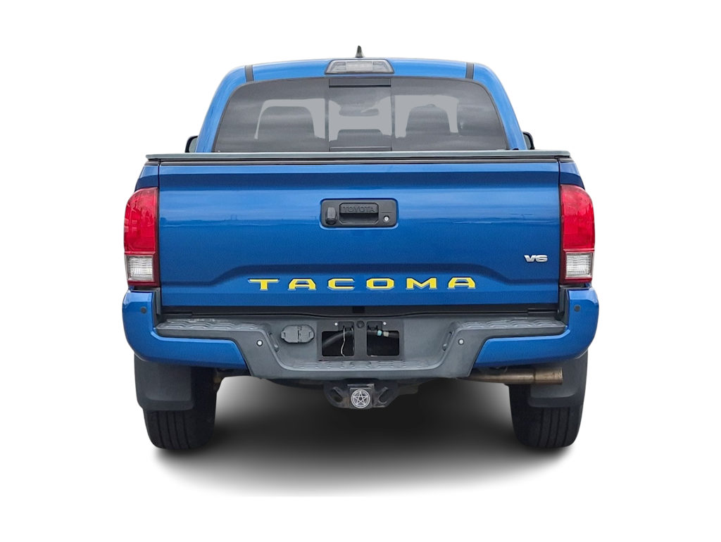 Thumbnail: 2017 Toyota Tacoma - 5
