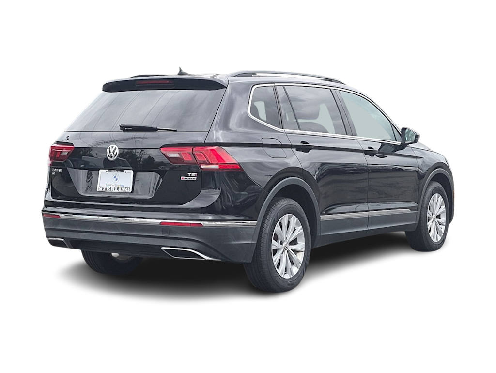 Thumbnail: 2018 Volkswagen Tiguan - 21