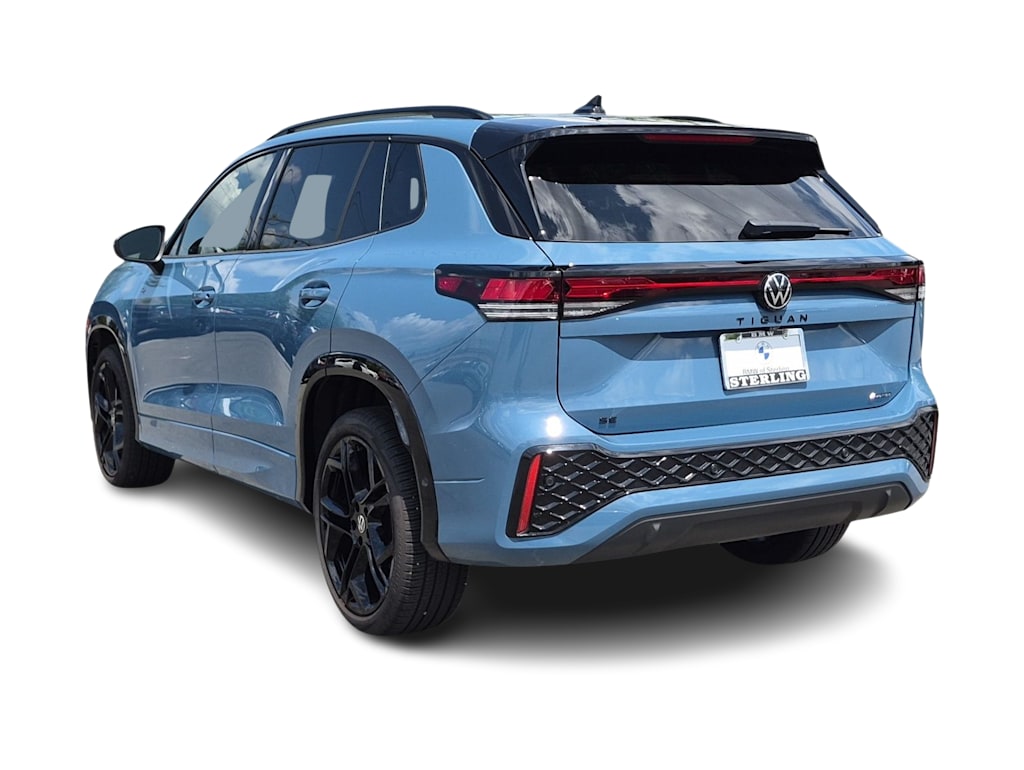 Thumbnail: 2025 Volkswagen Tiguan - 4