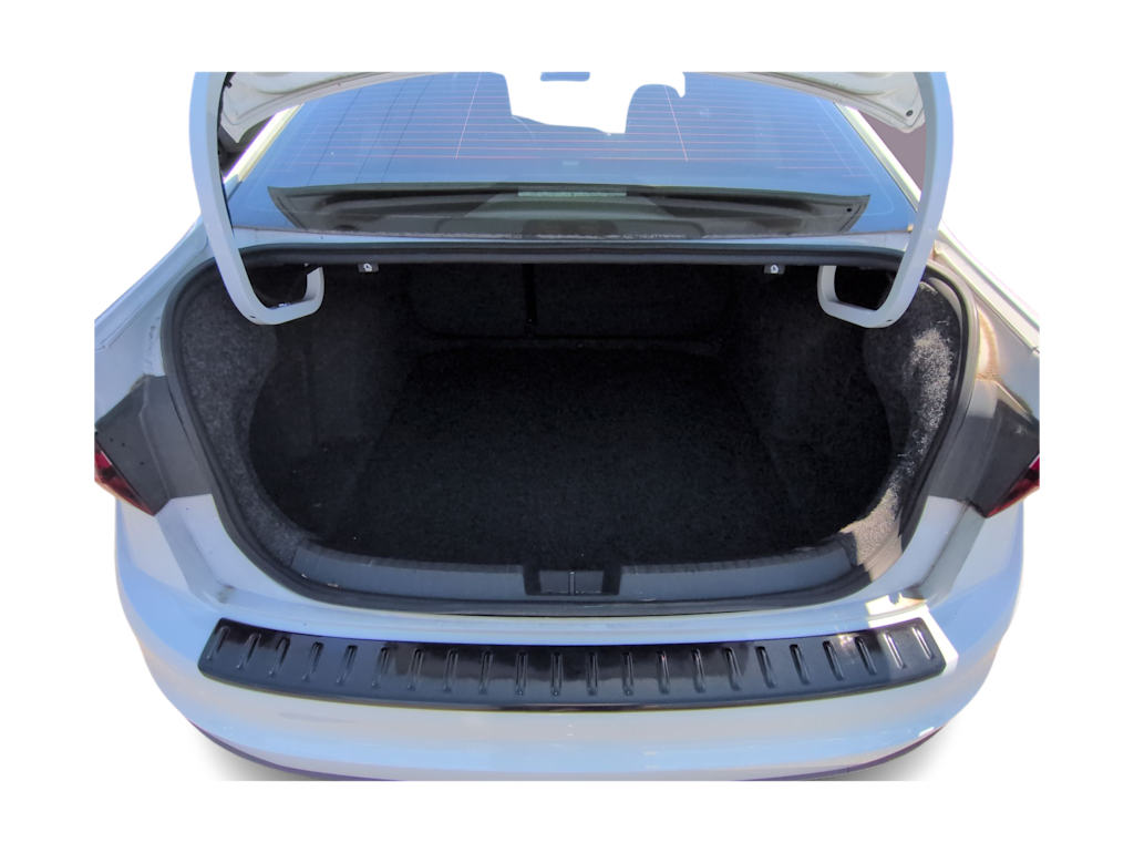 Thumbnail: 2023 Volkswagen Jetta - 18
