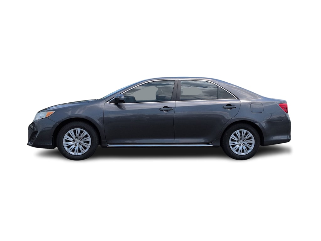 Thumbnail: 2012 Toyota Camry - 3