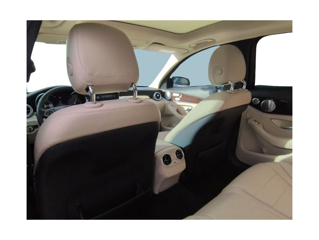 Thumbnail: 2015 Mercedes-Benz C-Class - 26