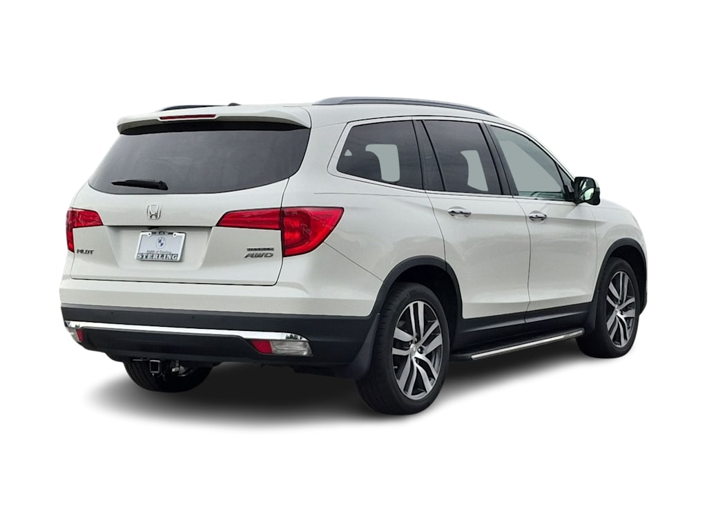 Thumbnail: 2017 Honda Pilot - 22
