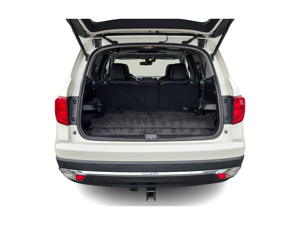 Thumbnail: 2017 Honda Pilot - 17