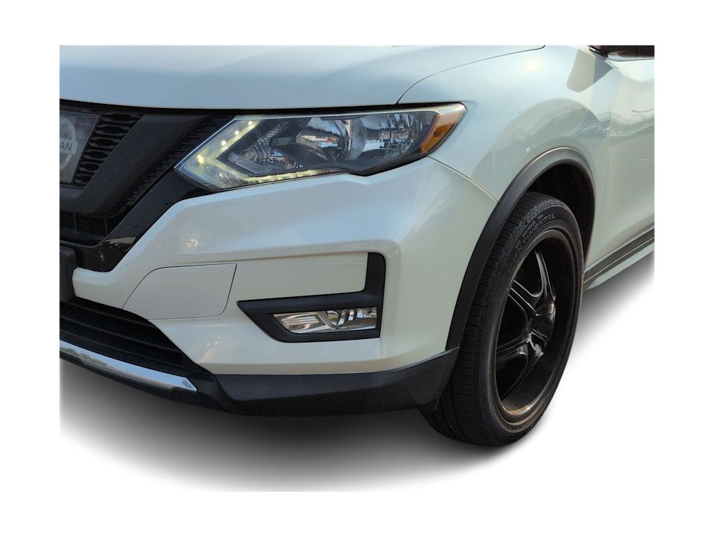 Thumbnail: 2017 Nissan Rogue - 24