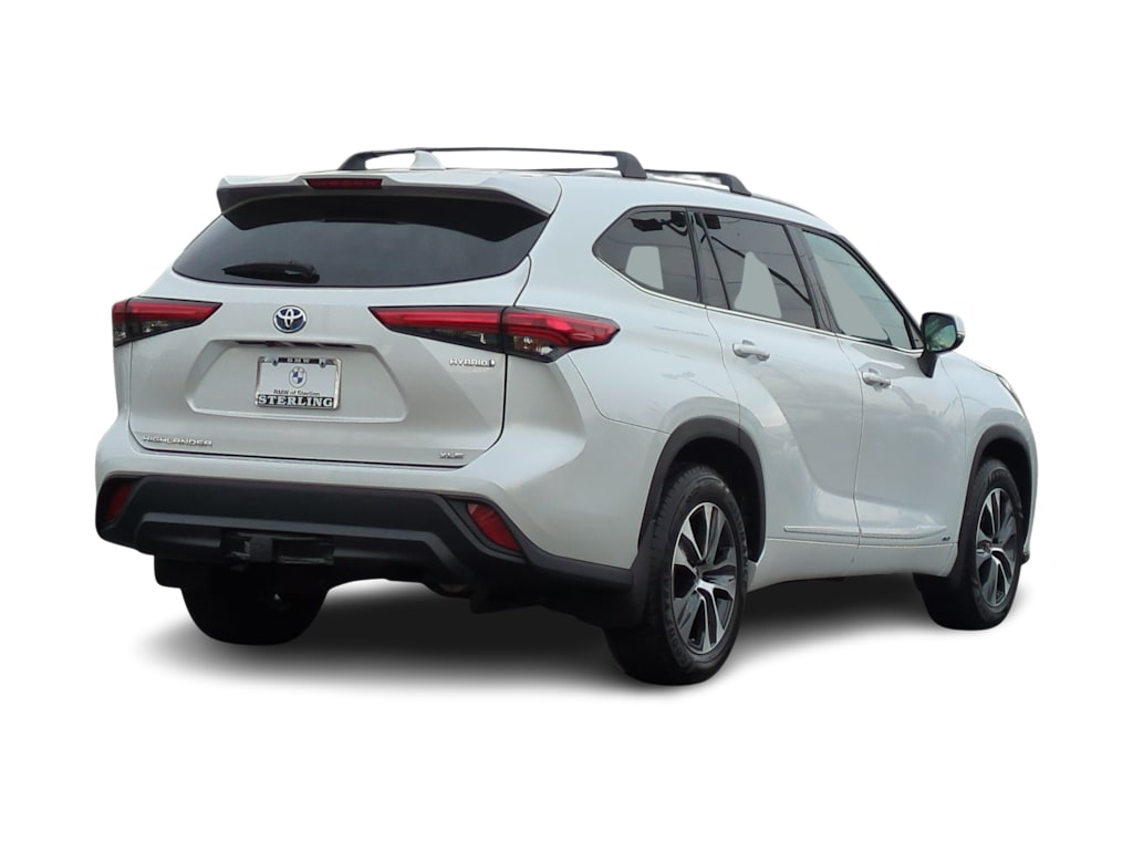 Thumbnail: 2022 Toyota Highlander - 24