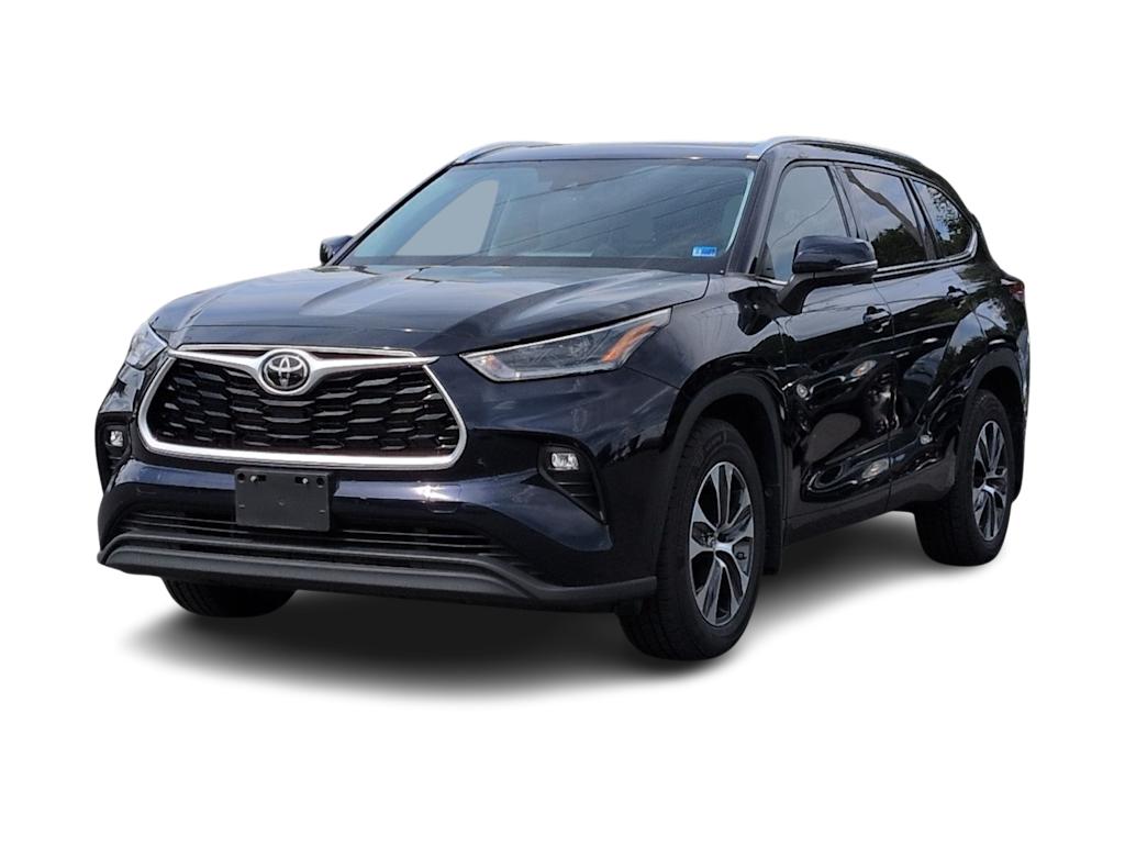 Thumbnail: 2021 Toyota Highlander - 21