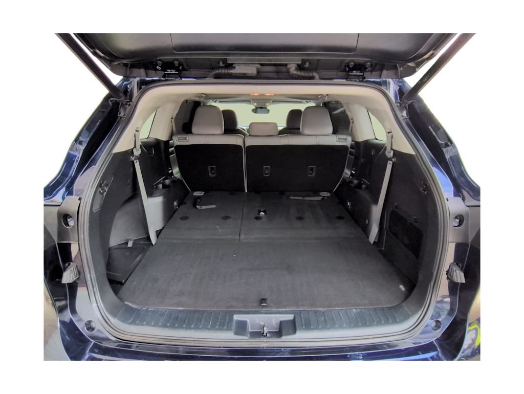 Thumbnail: 2021 Toyota Highlander - 18