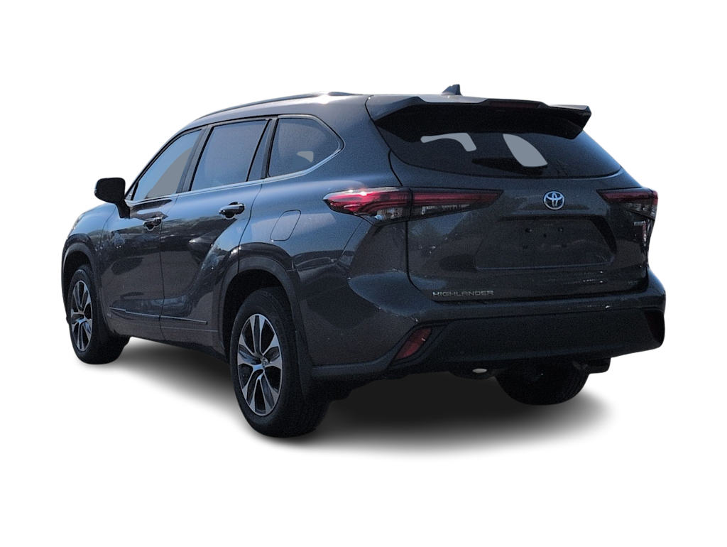 Thumbnail: 2023 Toyota Highlander - 4